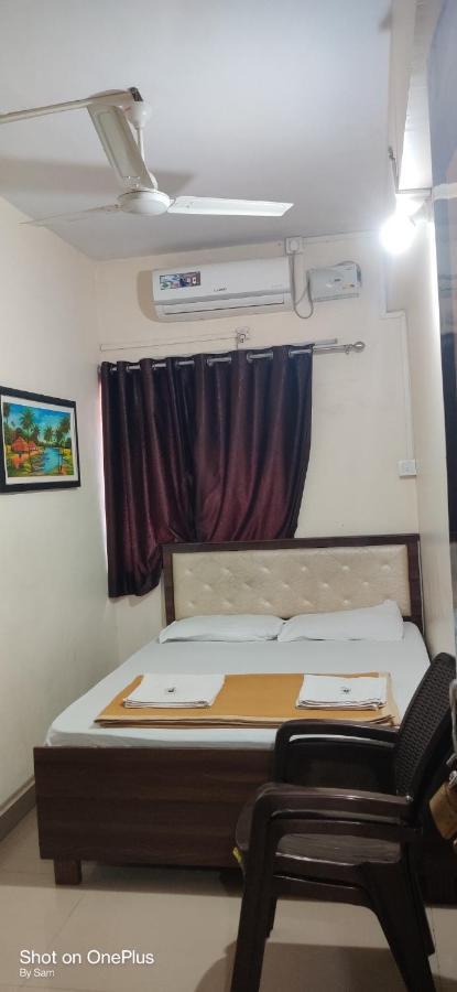 Maharaja Family Guest House Лонавала Экстерьер фото